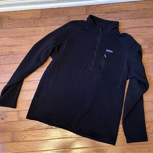 Patagonia Men’s Black Quarter Zip Pullover
